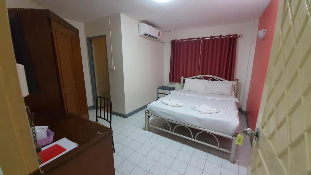 D.D. Inn Beach Guesthouse Pattaya Kültér fotó