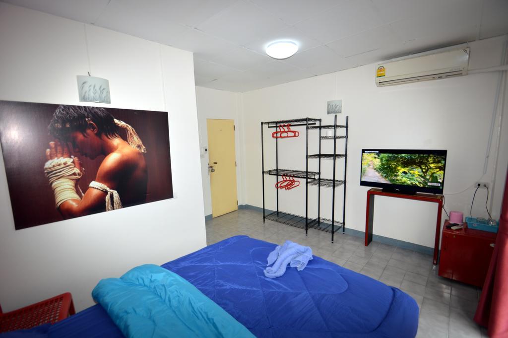 D.D. Inn Beach Guesthouse Pattaya Kültér fotó